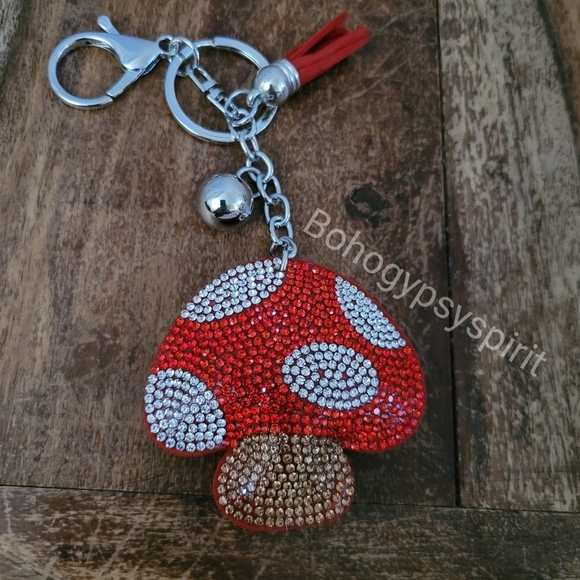 🍄 Mushroom Crystal Rhinestone Keychain Bag Charm With Red Tassel - Picture 10 of 13